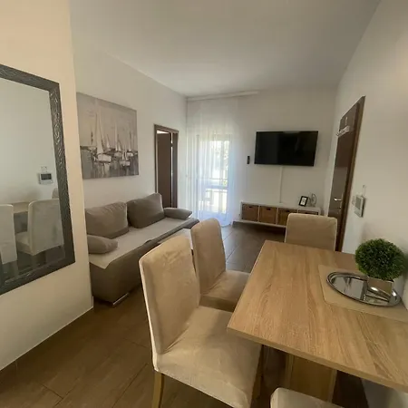 Amado Living - *