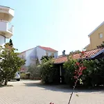 Amado Living - Habitación en casa particular Zadar