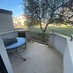 Amado Living - Habitación en casa particular Zadar