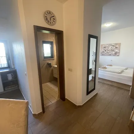 Homestay Amado Living -