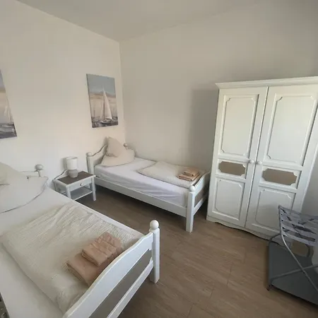 Homestay Amado Living - *