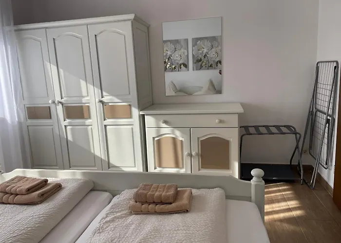 Amado Living - Homestay *