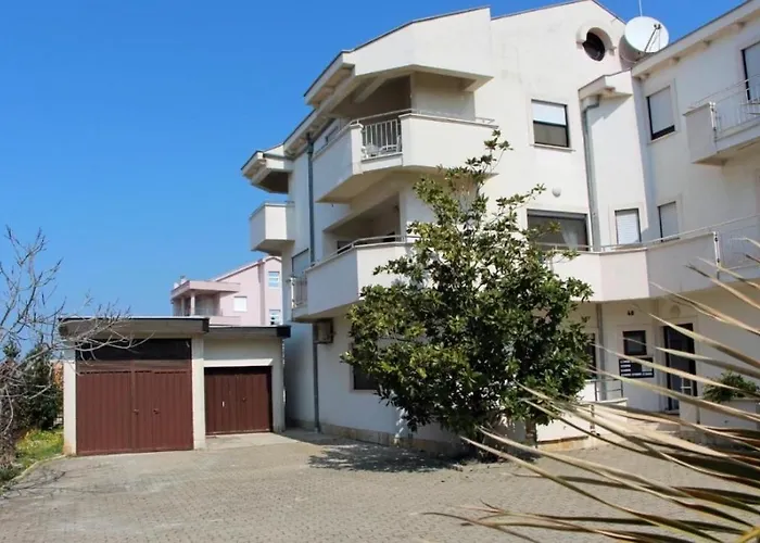 Amado Living - * Zadar