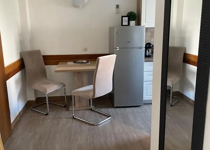 Amado Living - Homestay